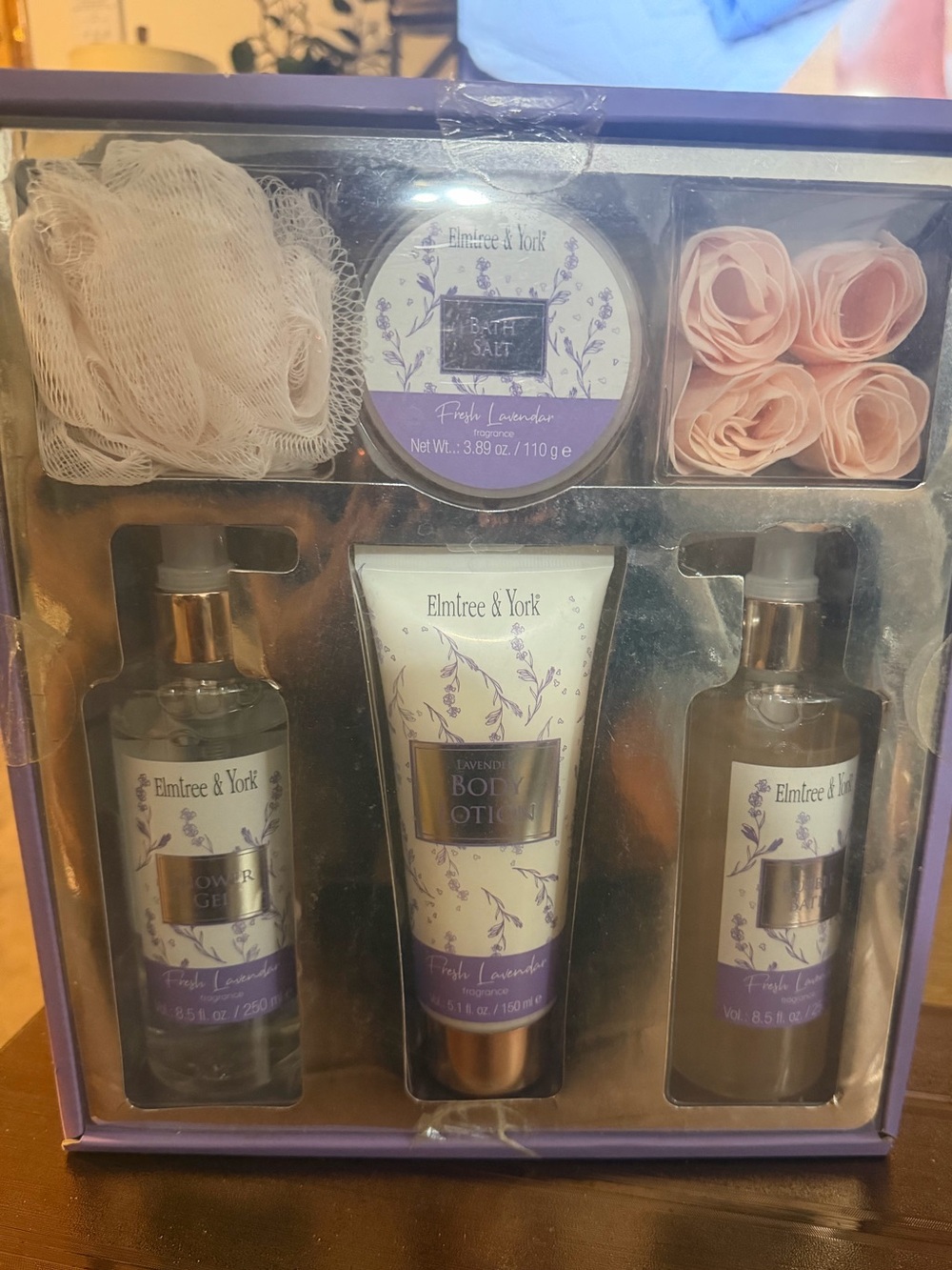 Elmtree & York Fresh Lavender Women Bath & Body Gift Set - Purple